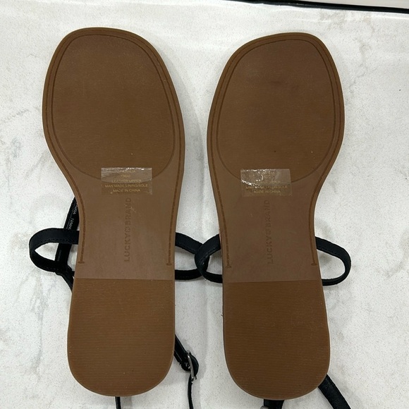 Lucky Brand Black Leather Bahlia Thong Strappy Buckle Sandal Size 10 NWOT - Picture 8 of 16